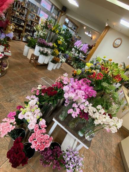 「岡田花店」　（宮崎県延岡市）の花屋店舗写真3